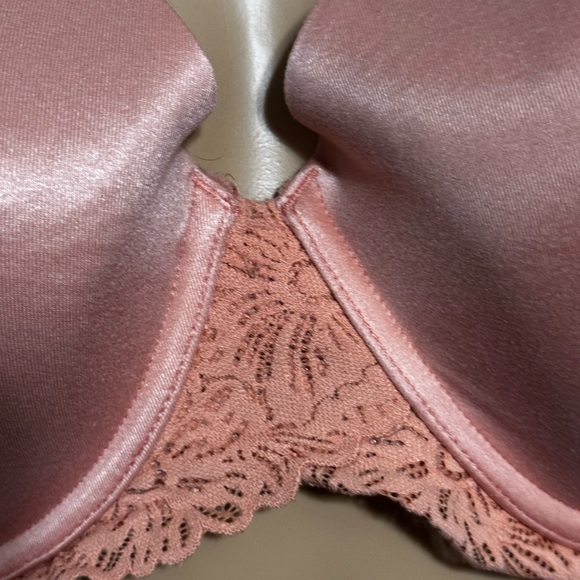 Aerie Pink Full-Coverage Bra with Molded Cups - Picture 7 of 7